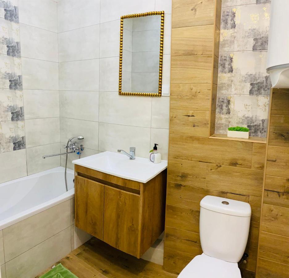 Яровиця 13 Lutsk Eksteriør bilde